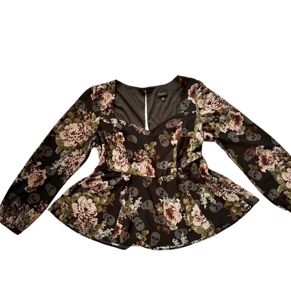 Torrid Floral‎ & Skull Crepe Peplum Sweetheart Neck Top